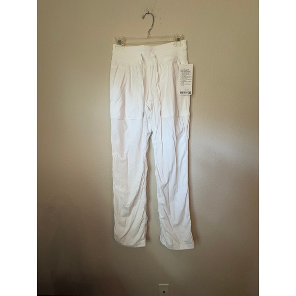 Lululemon Dance Studio MS Lined Pant Regular White Women's Size 4 - Picture 1 of 3